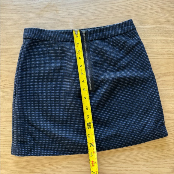 GAP Wool Miniskirt - Picture 5 of 5